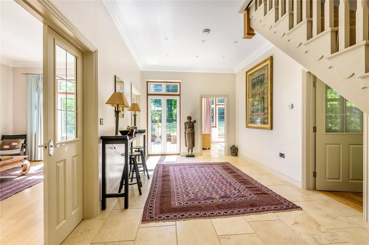 Dene Lane, Lower Bourne, GU10, photo 11