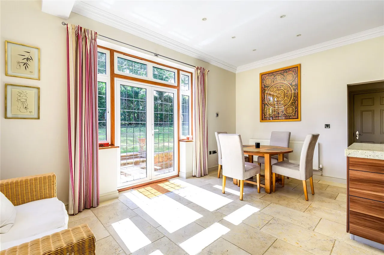 Dene Lane, Lower Bourne, GU10, photo 5