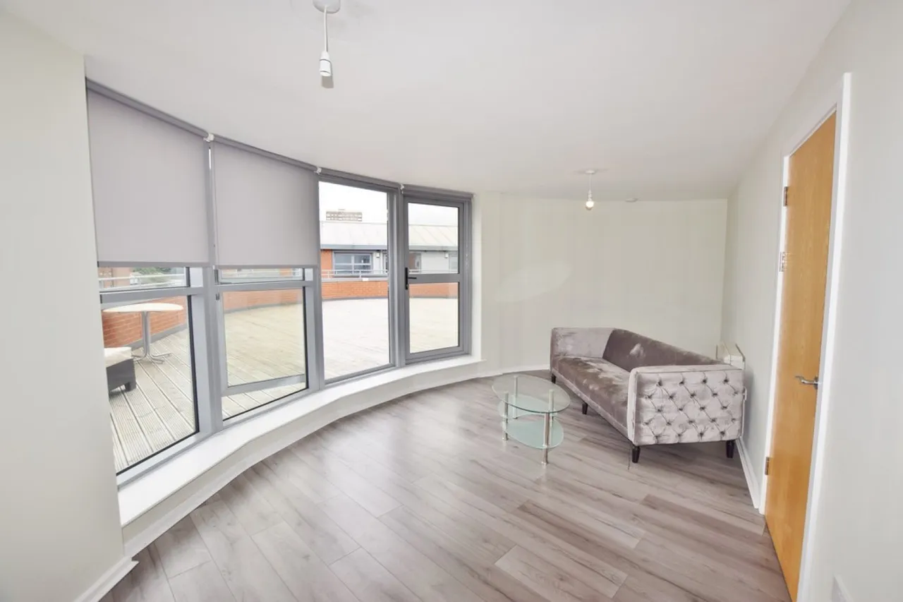 Ahlux Court, Millwright Street, photo 5