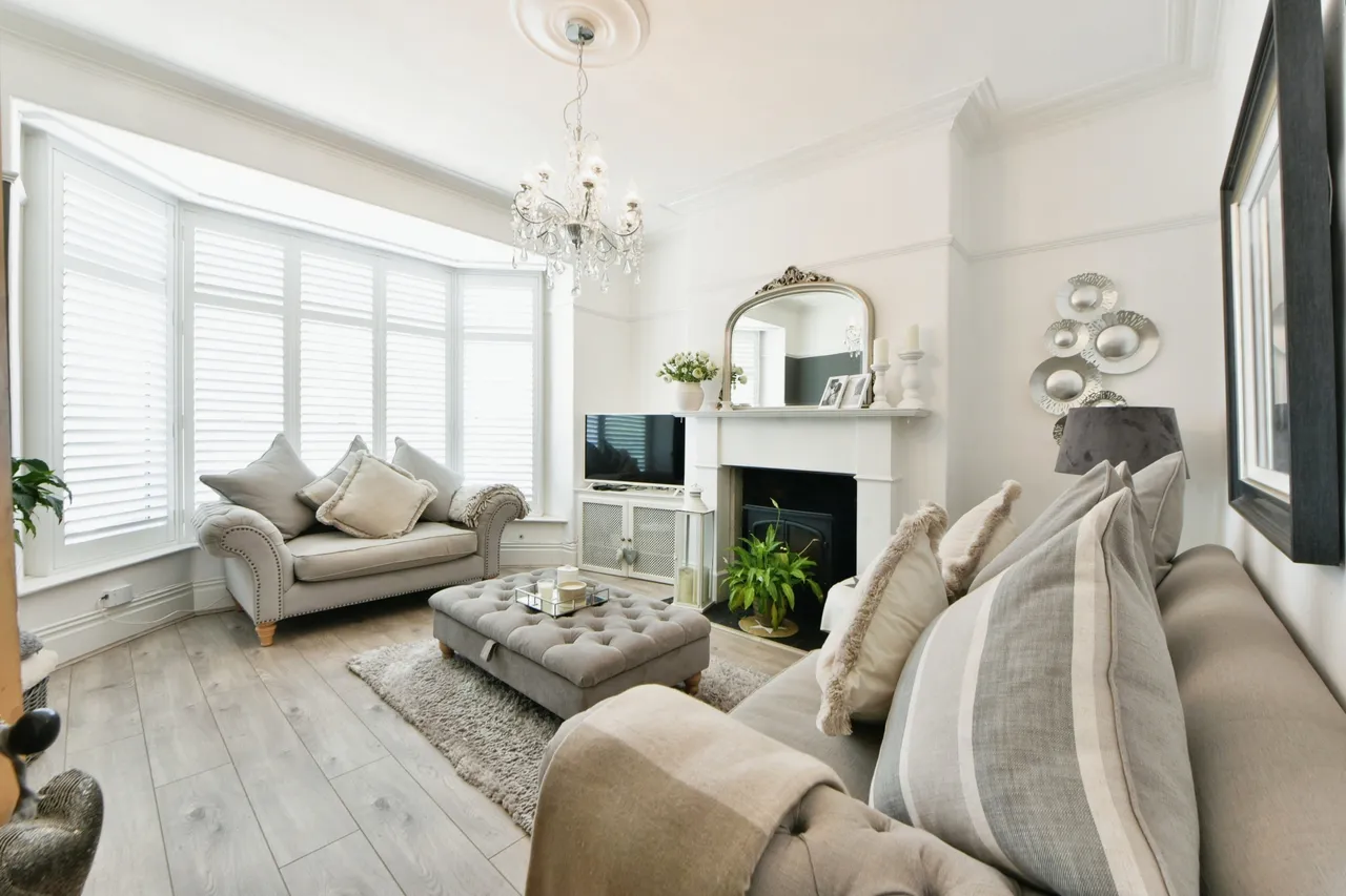 2 bed house for sale, Chadderton Park Road, Oldham, OL9