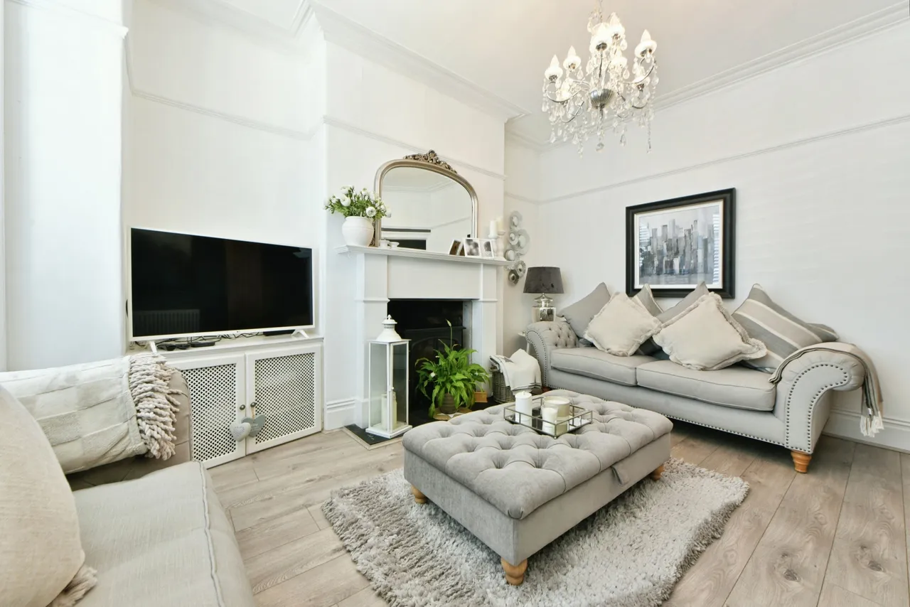Chadderton Park Road, Oldham, OL9, photo 5
