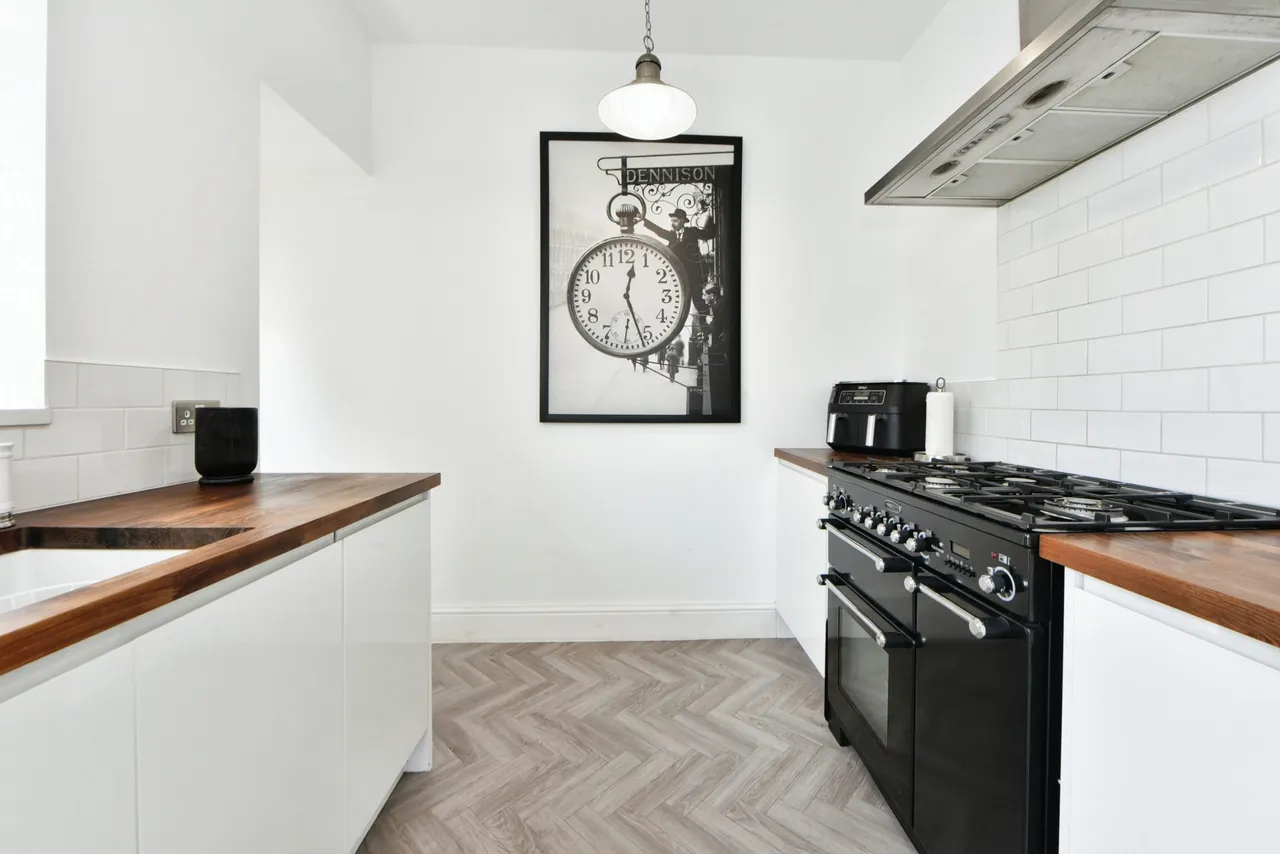 Chadderton Park Road, Oldham, OL9, photo 8