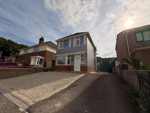 3 bed property to rent, Glencoe Road, Parkstone, BH12