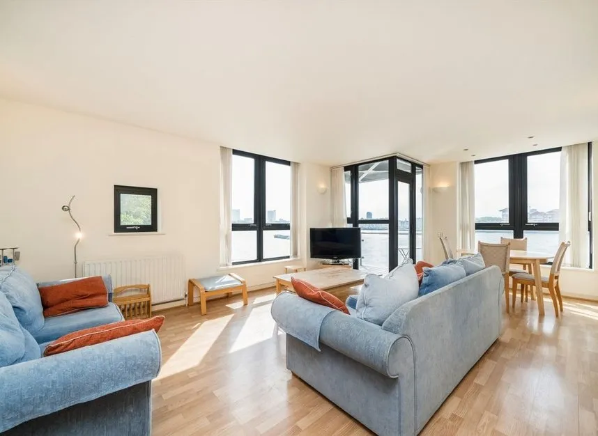 Westferry Road, Canary Wharf, E14, photo 3