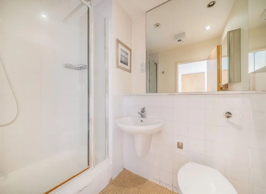 Westferry Road, Canary Wharf, E14, photo 7