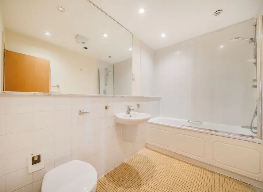 Westferry Road, Canary Wharf, E14, photo 8