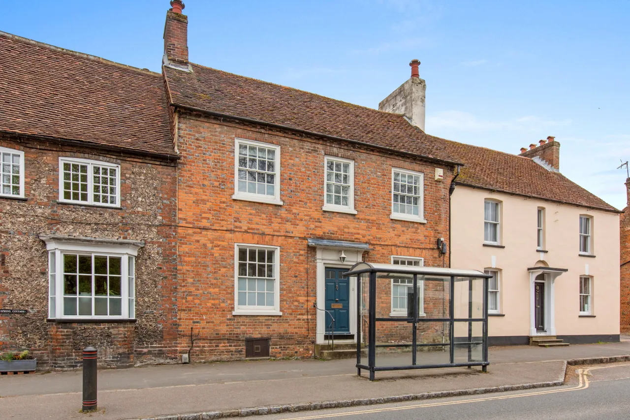 4 bed house for sale, Aylesbury Road, Wendover, HP22