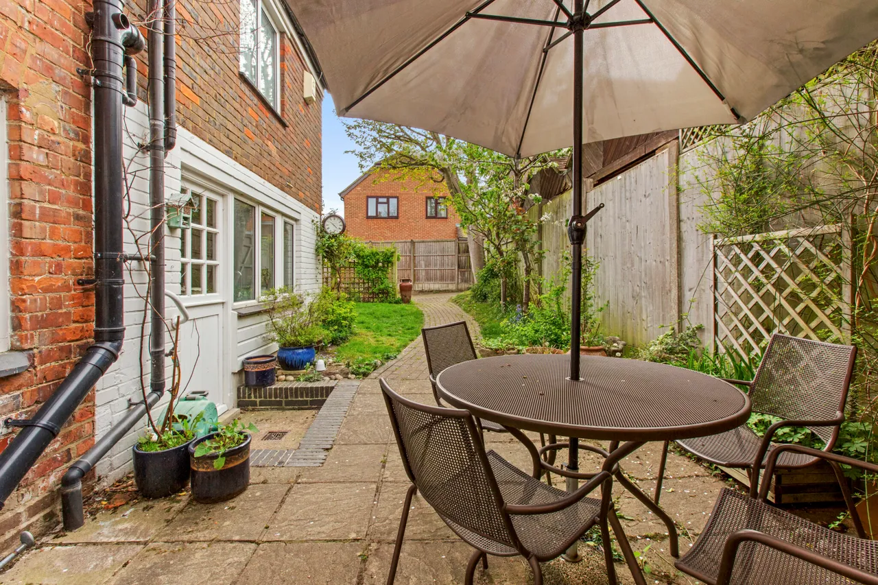 Aylesbury Road, Wendover, HP22, photo 11