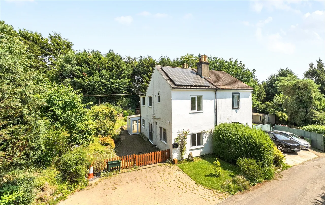 3 bed flat for sale, Franks Hollow Road, Bidborough, TN3