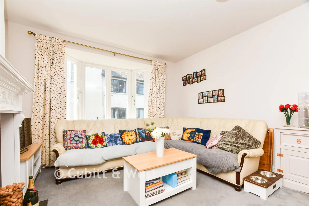 West Street, Dorking, RH4, photo 6