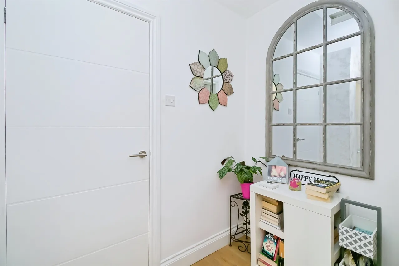 Fairfield Rise, Llantwit Major, CF61, photo 17