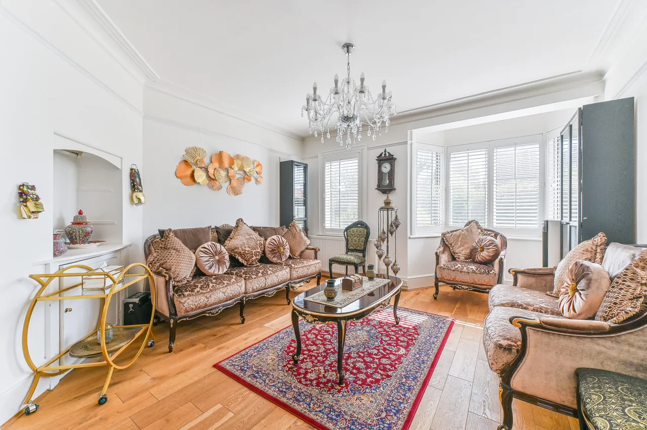 14 Dunbar Avenue, London, photo 3