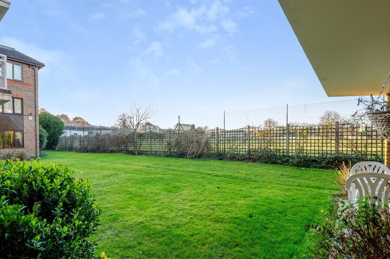 Wellington Road, Enfield, EN1, photo 12