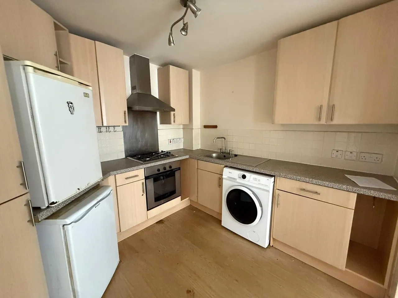 Bell Court, Birmingham, B31, photo 4