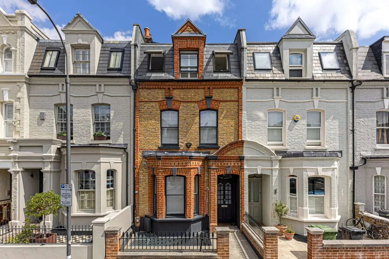 5 bed house for sale — Mimosa Street, Fulham, London, SW6 4DS