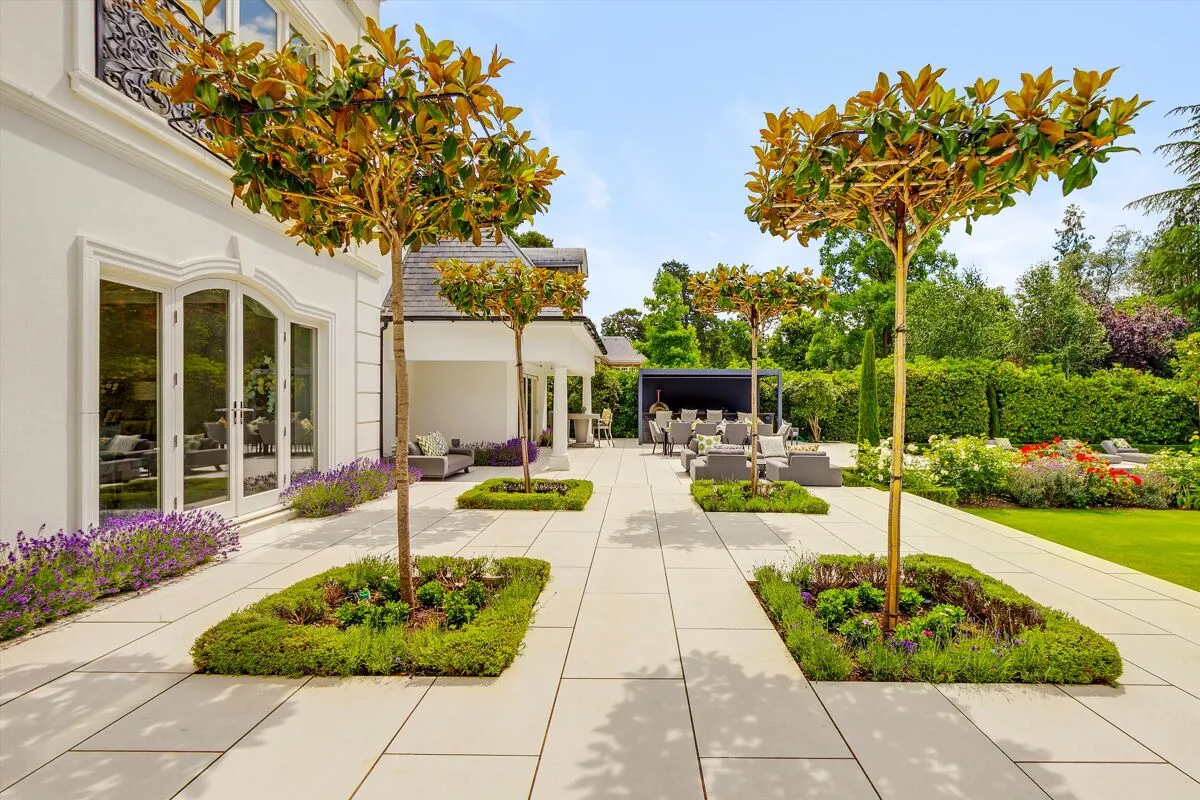 Abbots Drive, Virginia Water, GU25, photo 33