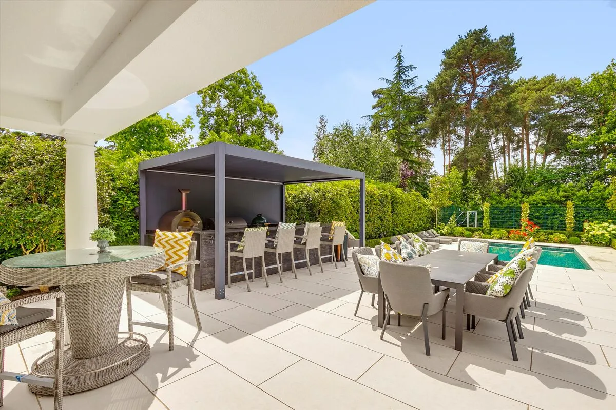 Abbots Drive, Virginia Water, GU25, photo 28