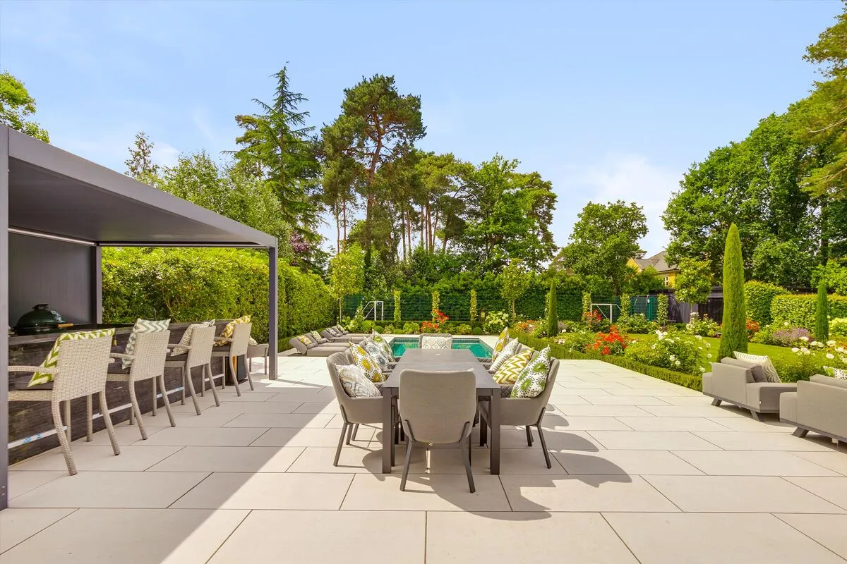 Abbots Drive, Virginia Water, GU25, photo 25