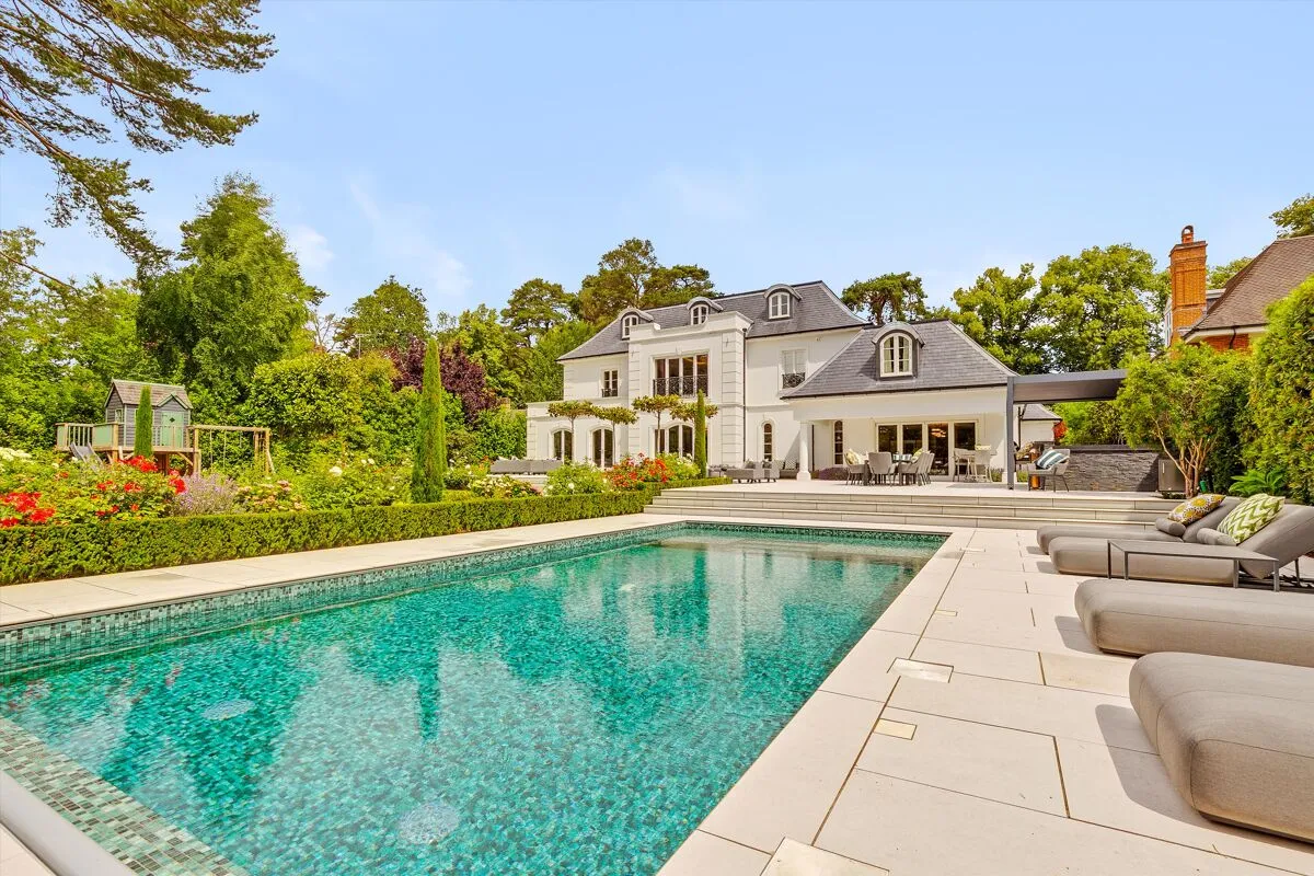 Abbots Drive, Virginia Water, GU25, photo 29