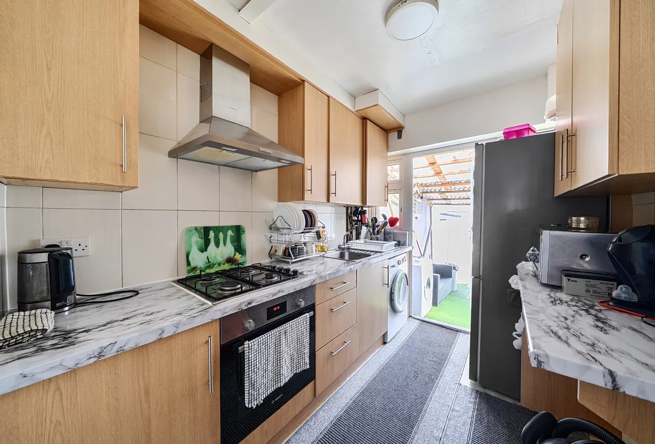Milton Avenue, London, NW9 0EX, photo 5