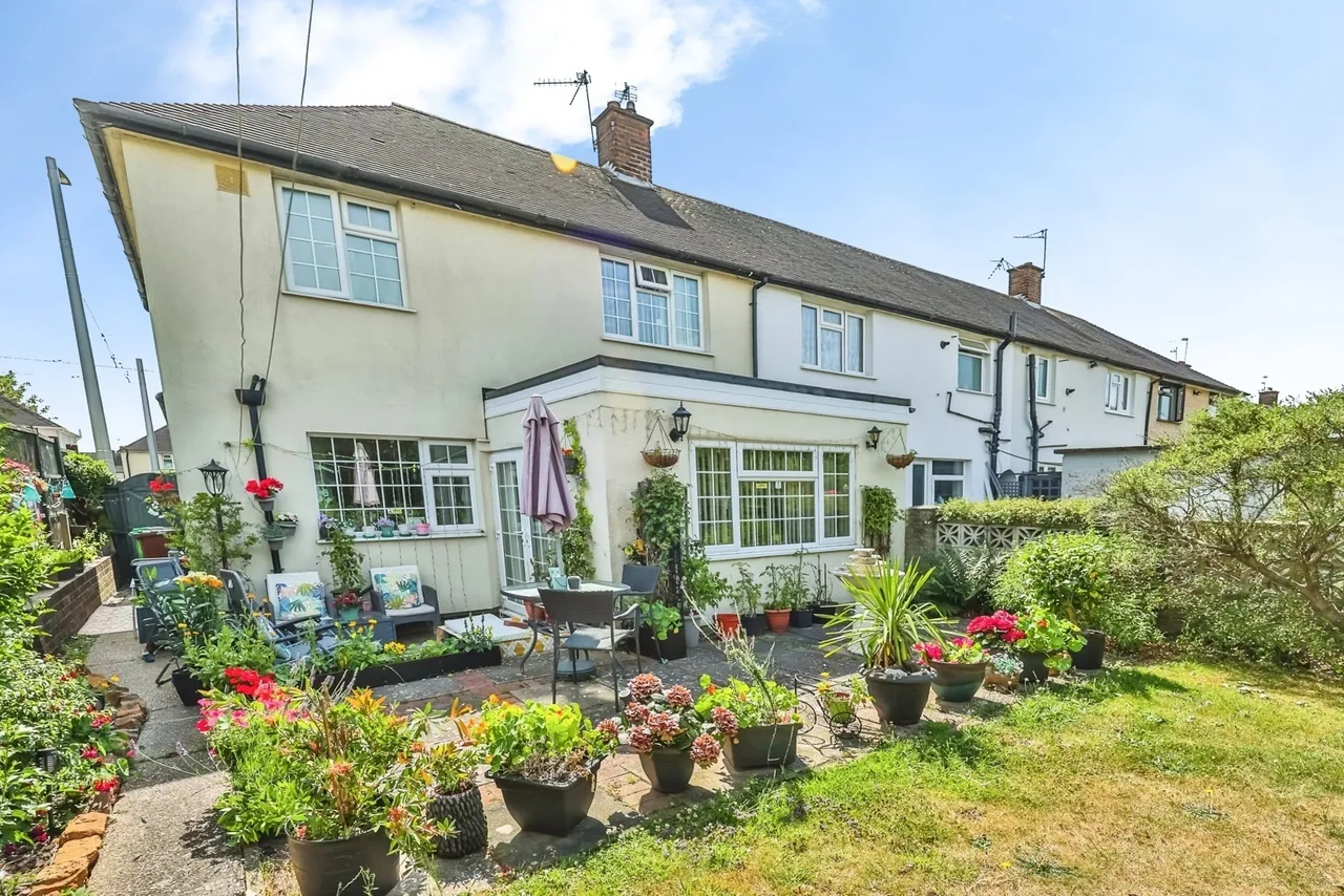 Southchurch Drive, Clifton, Nottingham, NG11, photo 16