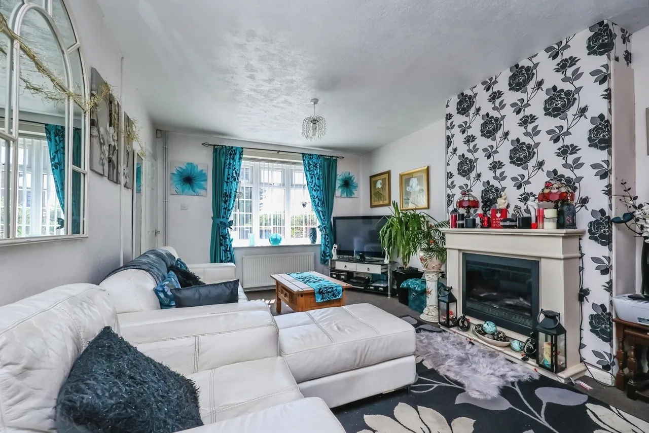 Southchurch Drive, Clifton, Nottingham, NG11, photo 6