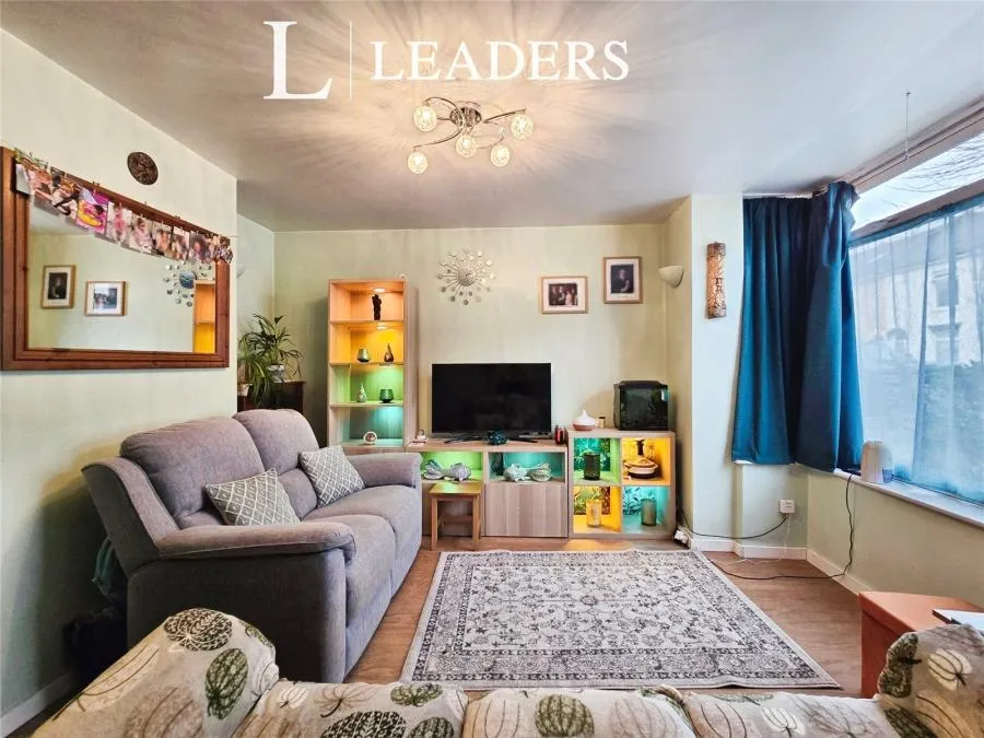 Whitworth Road, Gosport, PO12, photo 9
