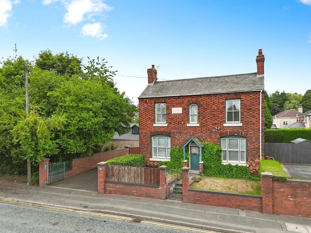 3 bed house for sale — Nechell Cottage, Willenhall Road
