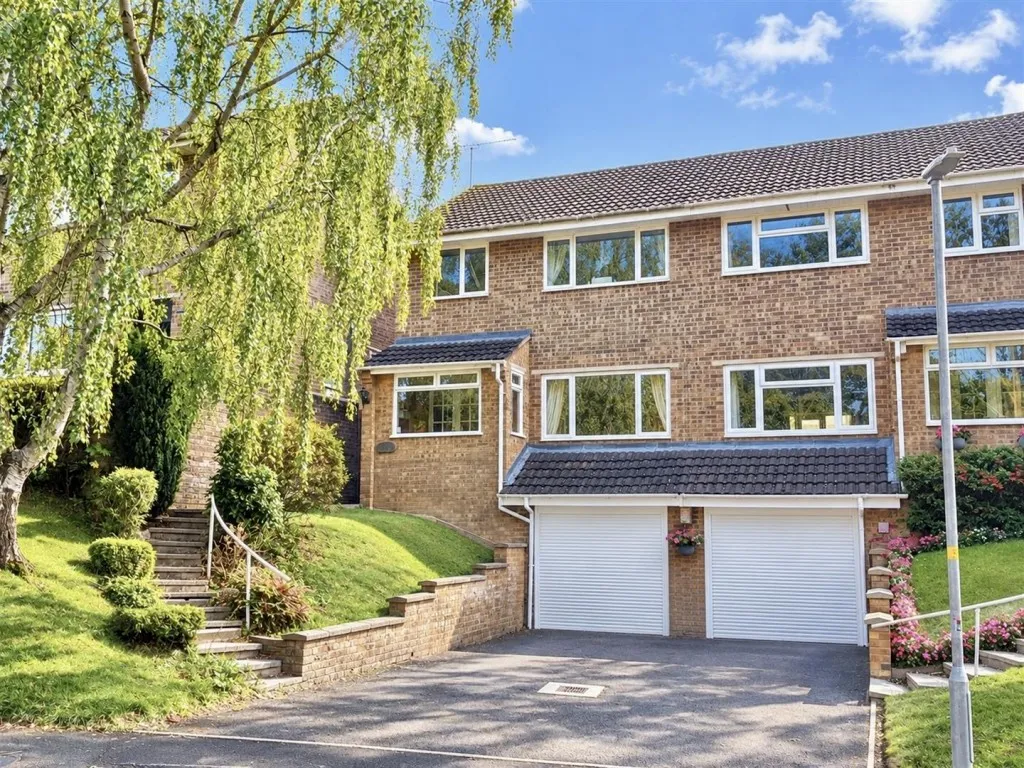 3 bed house for sale, Bankside, Swindon