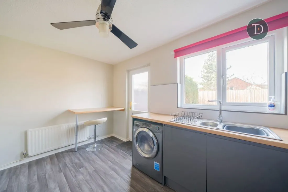 Conifer Close, Whitby, CH66 2UY, photo 12