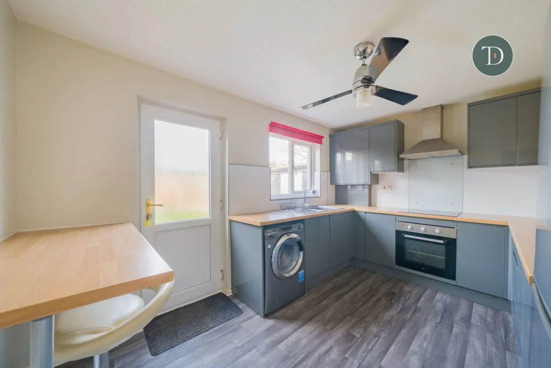 Conifer Close, Whitby, CH66 2UY, photo 9