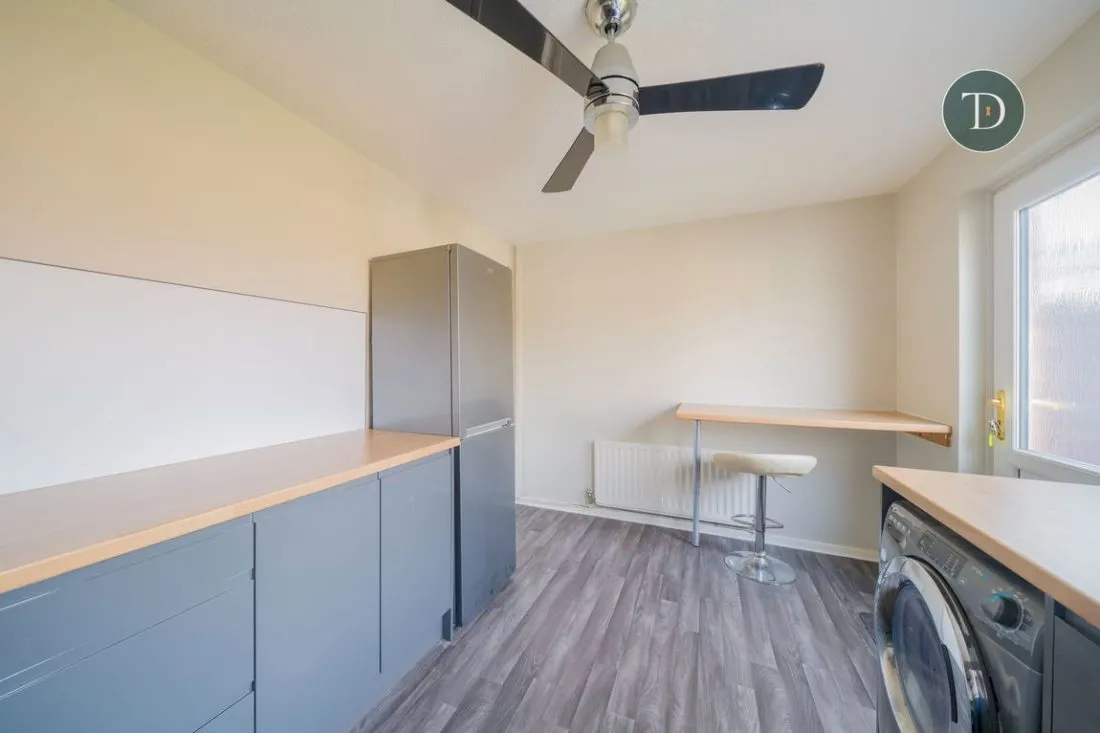 Conifer Close, Whitby, CH66 2UY, photo 11