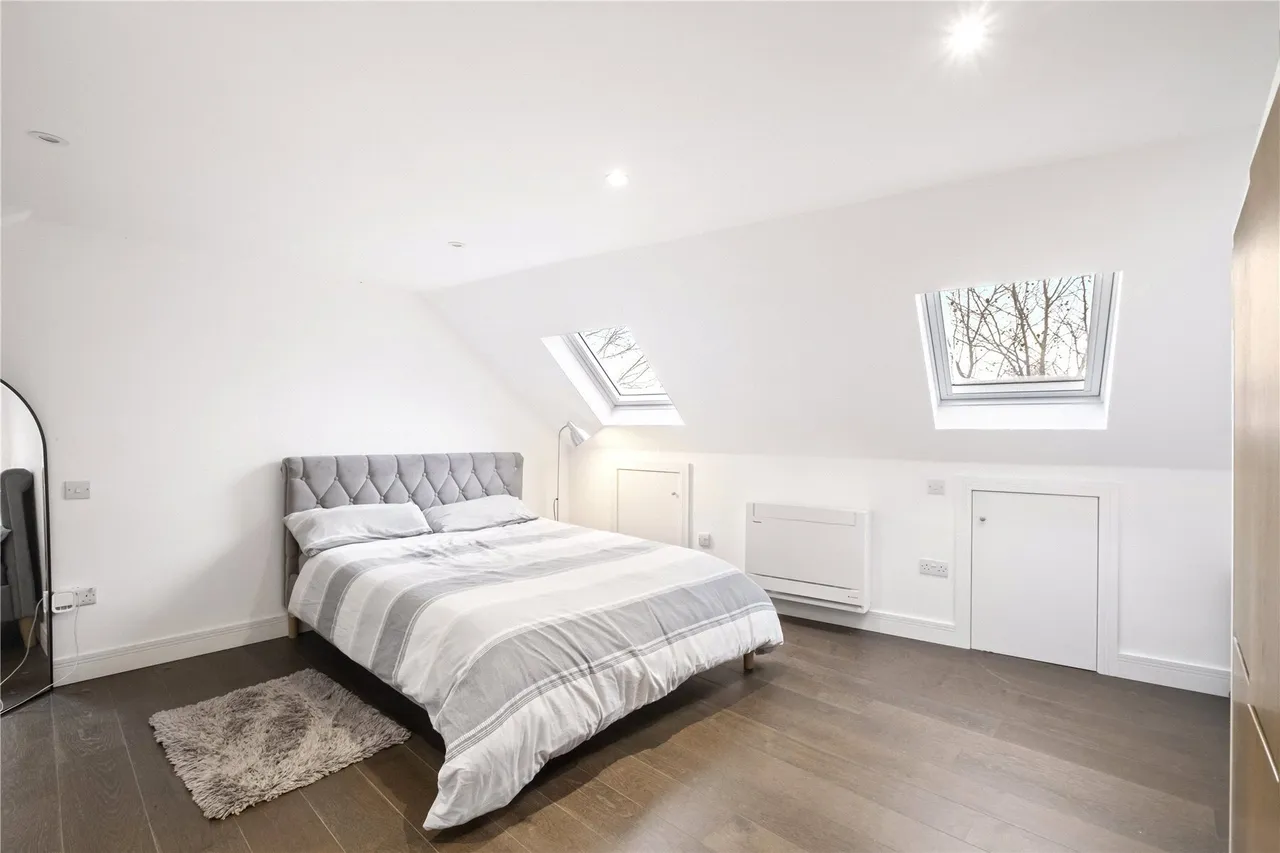 Acton Lane, London, W4, photo 12