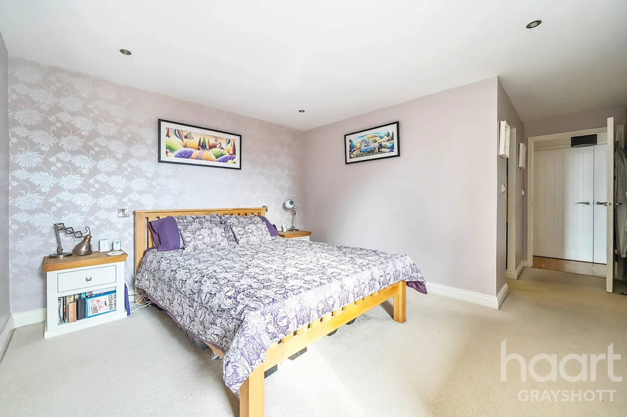 Headley Road, Grayshott, GU26, photo 4