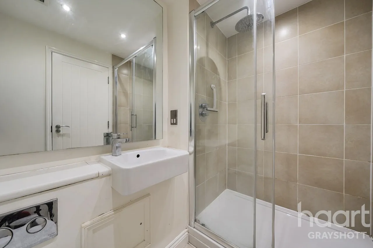 Headley Road, Grayshott, GU26, photo 7