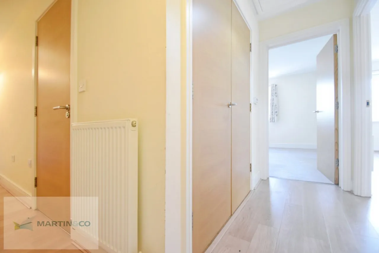 Scholars Place, Walton On Thames, KT12, photo 5