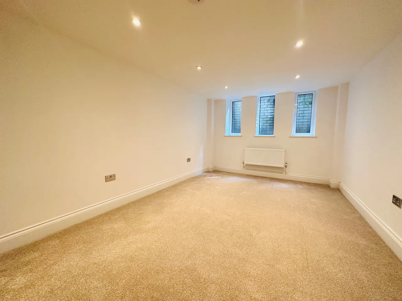 Middleton House, St. Marys Gate, DE1, photo 5