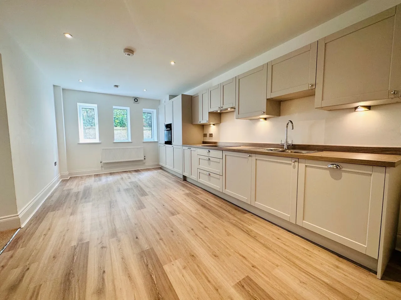 Middleton House, St. Marys Gate, DE1, photo 6