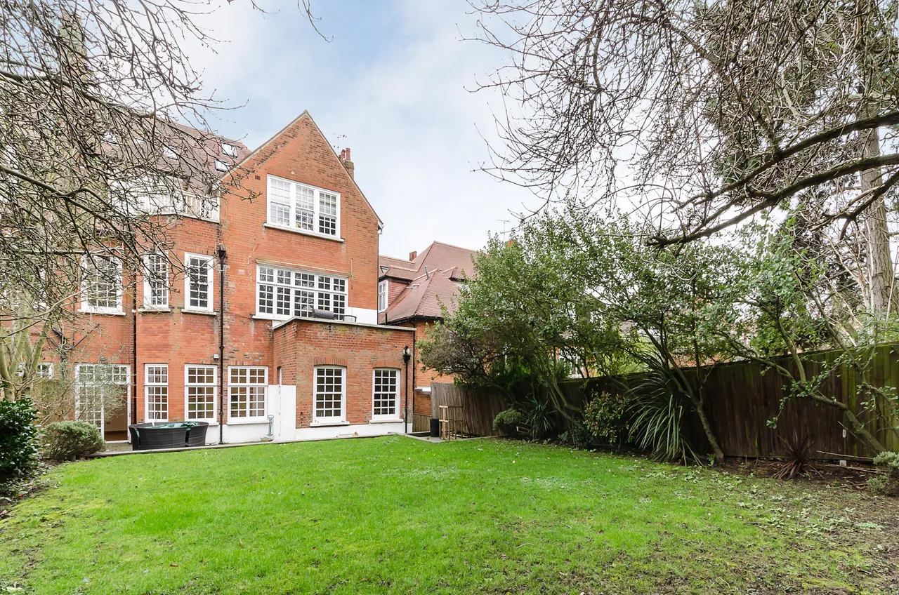 Bracknell Gardens London NW3, photo 5