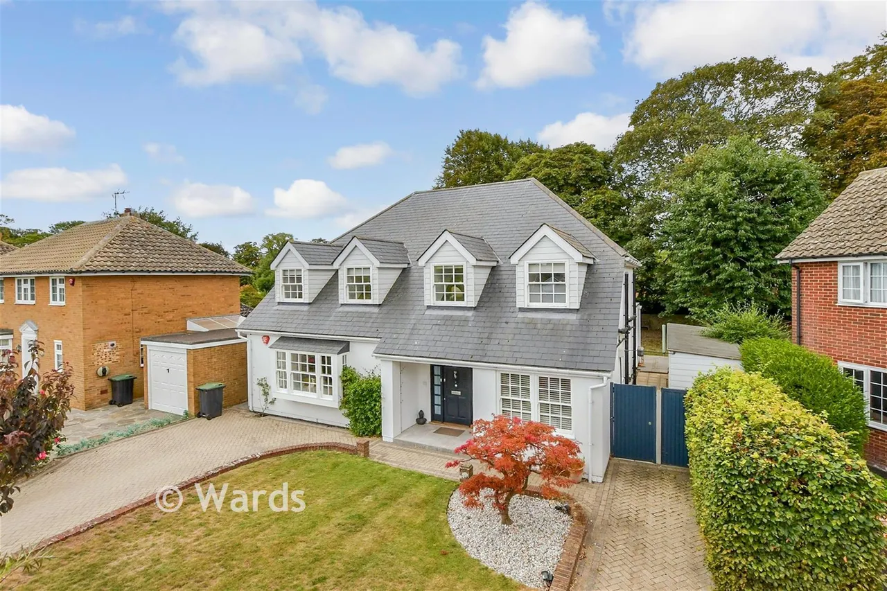 4 bed house for sale, The Paddocks, Broadstairs, CT10