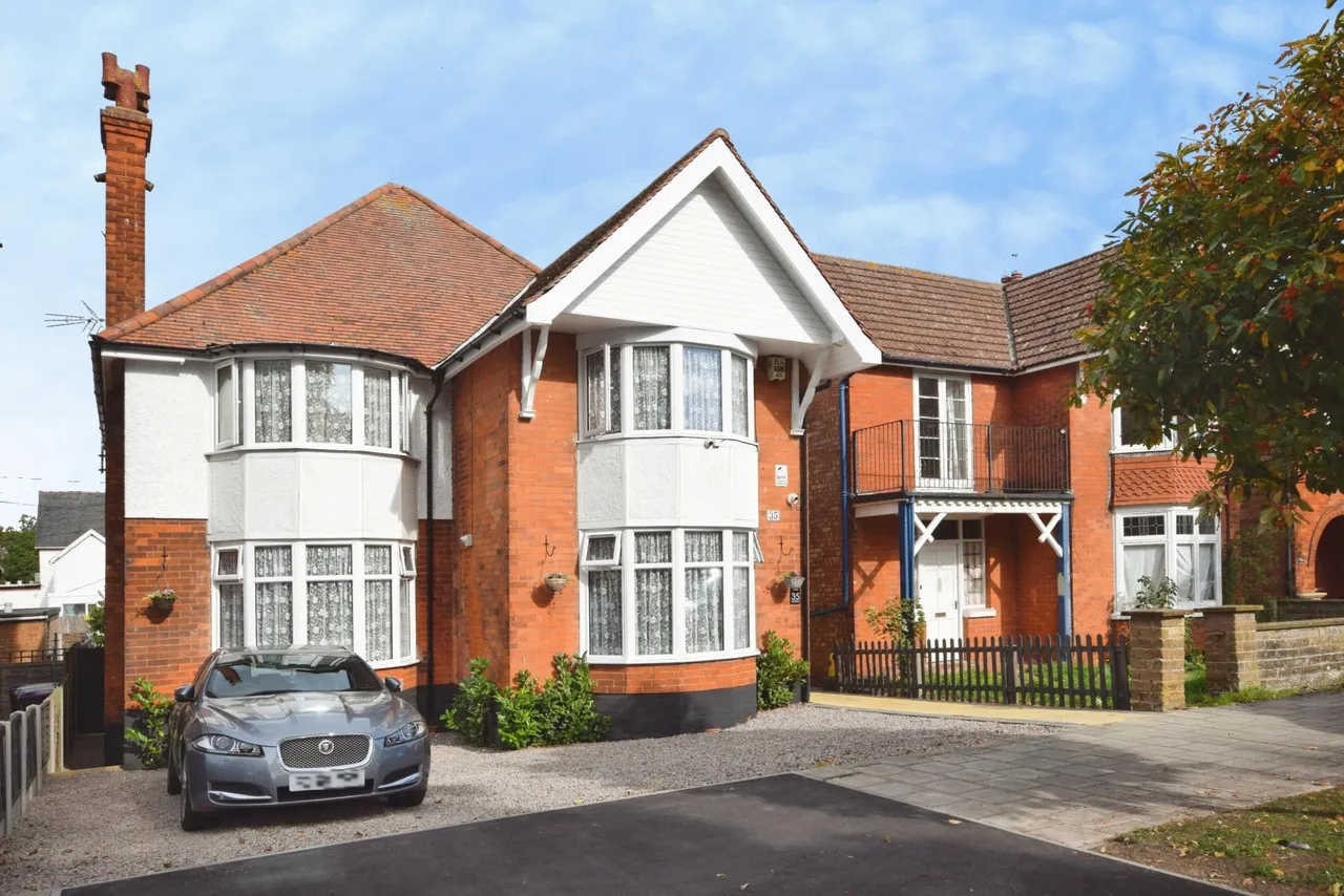 4 bed house for sale, Ida Road, Skegness, PE25