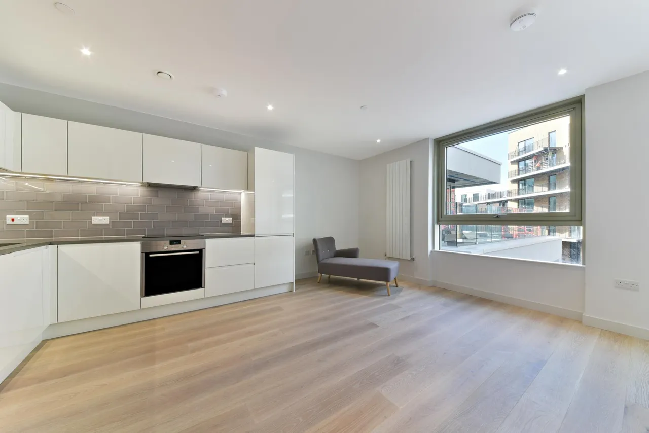 flat to rent, Corsair House, Royal Wharf, E16