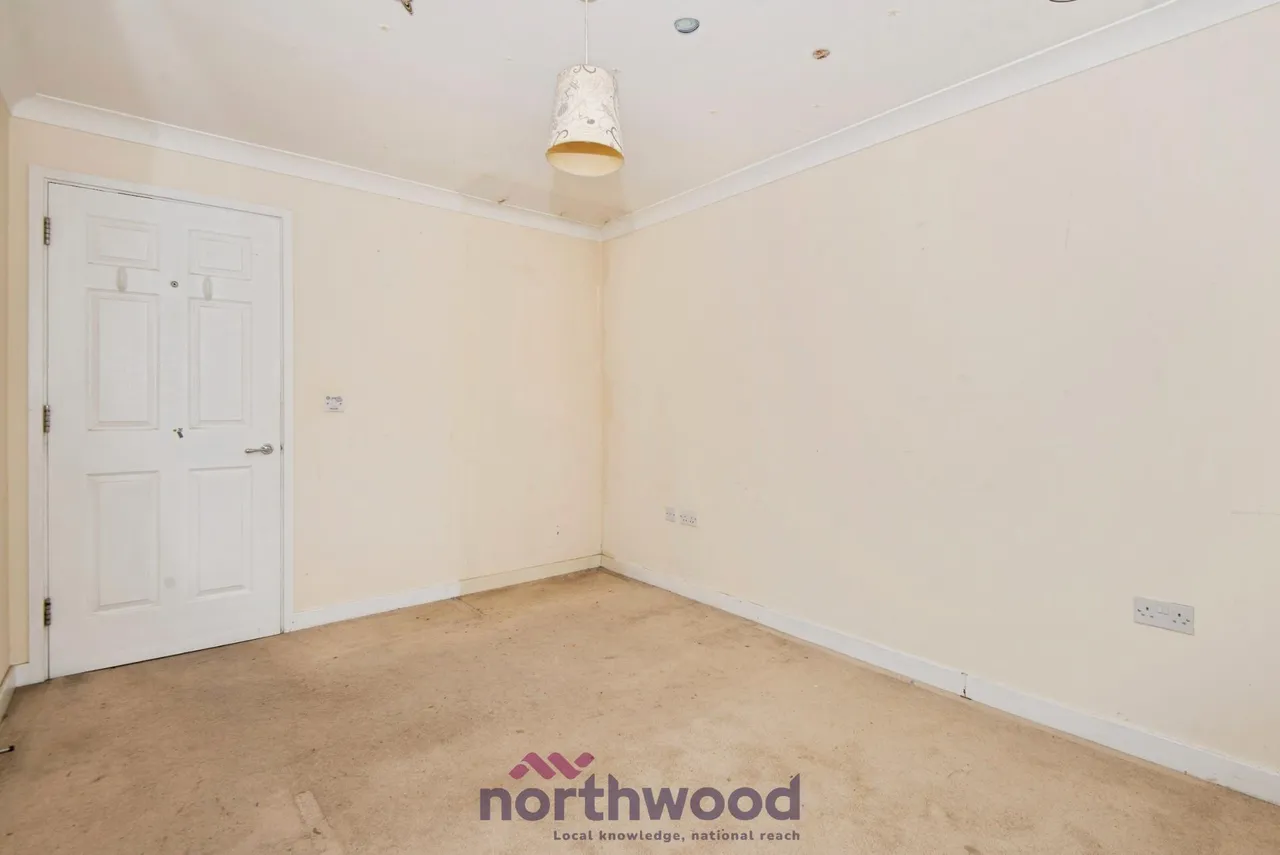 Delta Court, Maidenhead, SL6, photo 11