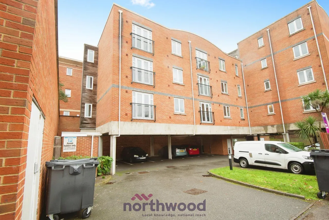 Delta Court, Maidenhead, SL6, photo 21