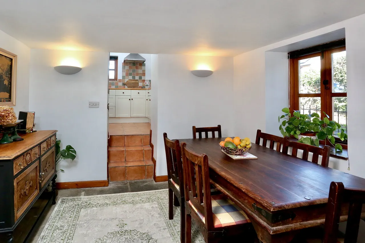 Turn Pike Cottage, Castle Road, Llangynidr, Crickhowell, Powys, NP8 1NG, photo 10