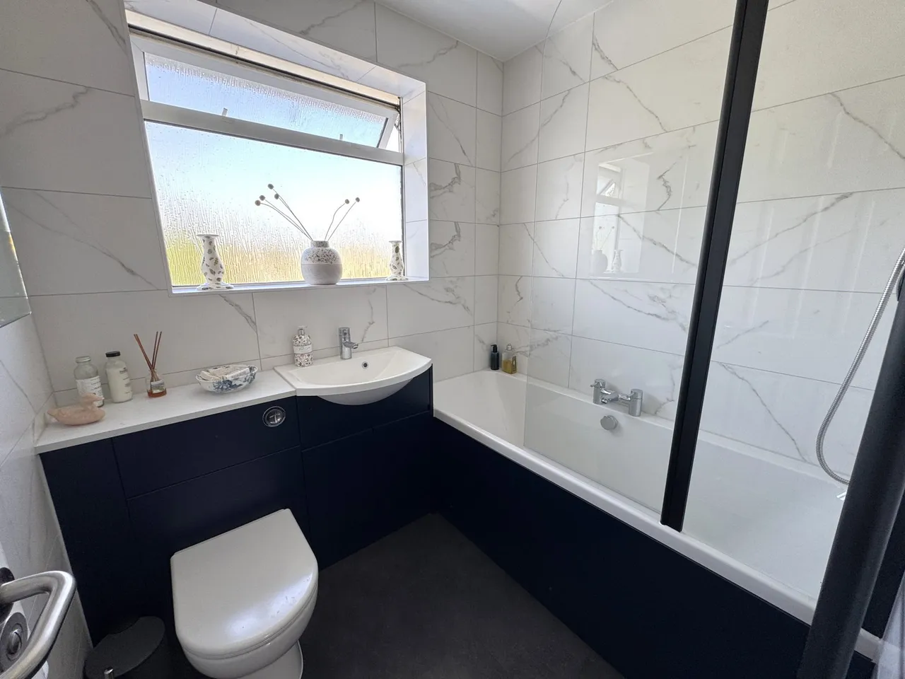 The Close, Great Horwood, photo 13