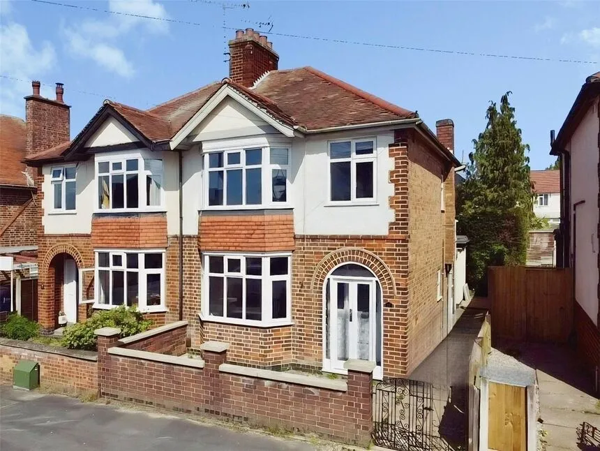 3 bed house for sale — Rosemary Way, Hinckley, Leicestershire, LE10