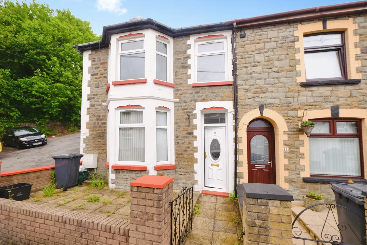 3 bed house for sale, James Street, Abertillery, NP13