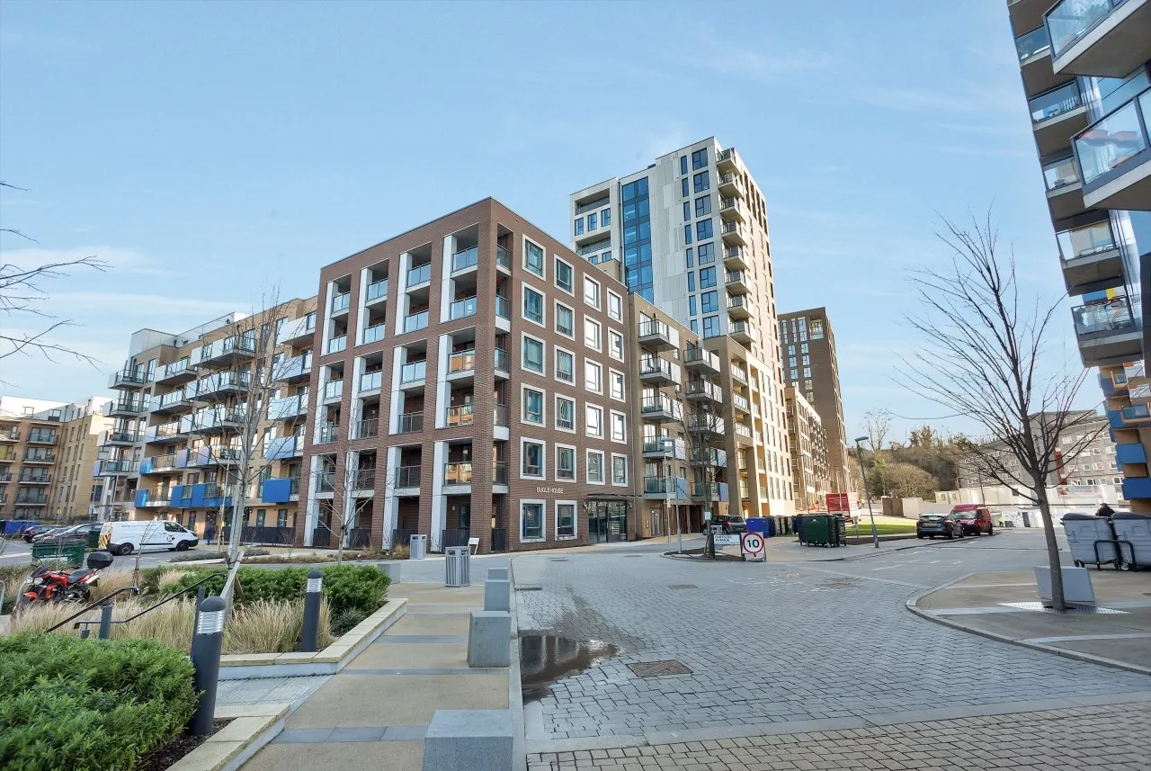 Larkwood Avenue, Greenwich, London, SE10, photo 9