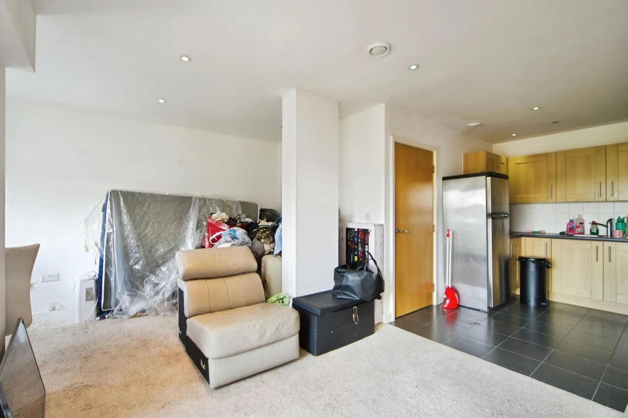 Aerodrome Road, London, NW9, photo 4